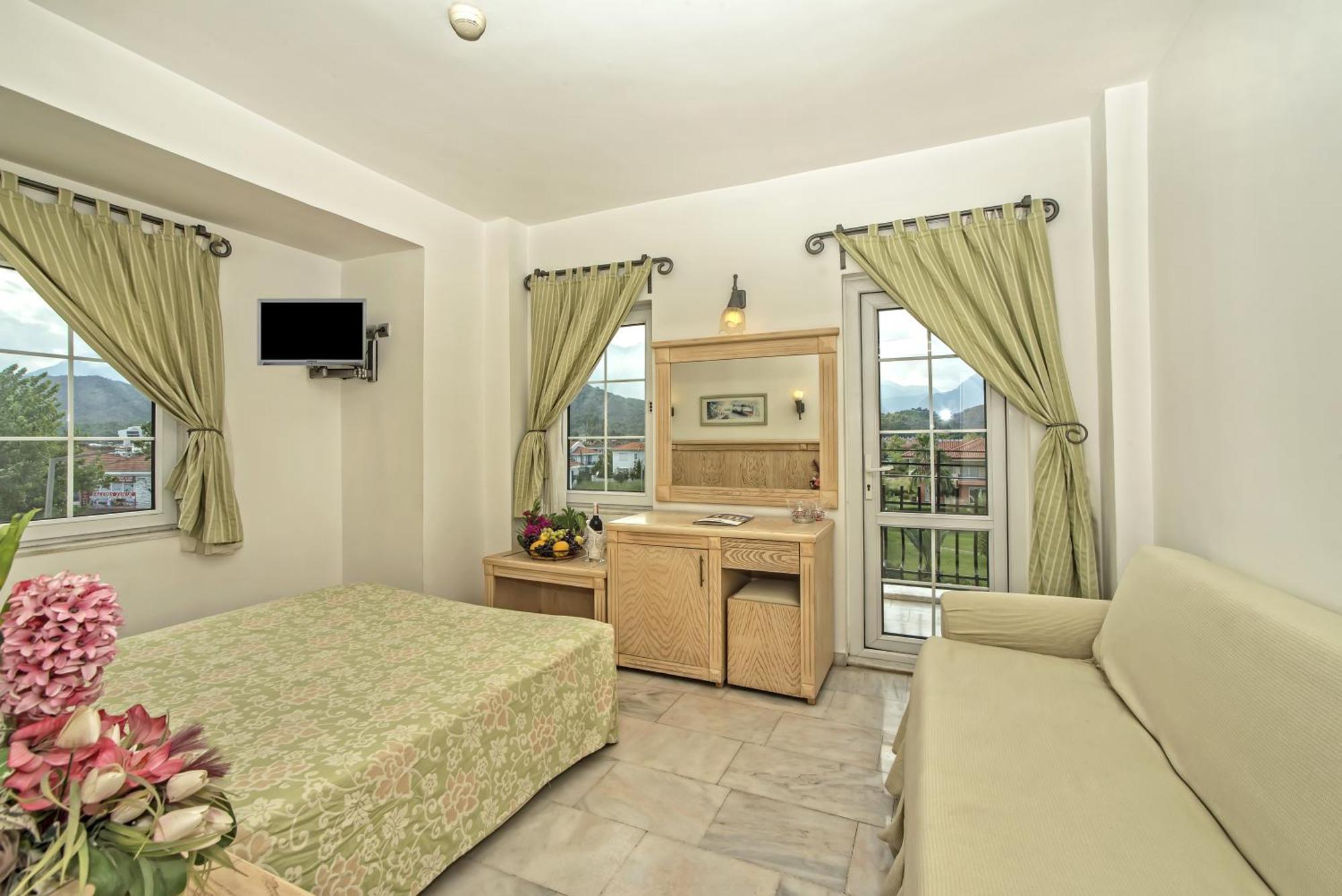 Hotel Sinatra Kemer Exterior photo