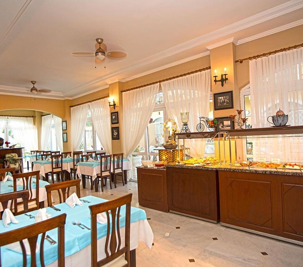 Hotel Sinatra Kemer Exterior photo